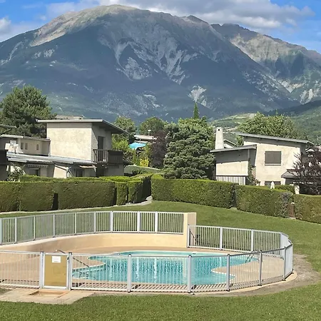 Maison Tres Agreable Avec Exterieurs, Bien Situee Au Plan D'Eau Embrun Exterior photo