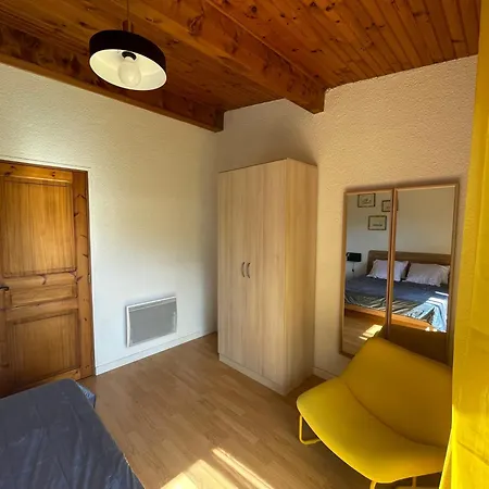 Maison Tres Agreable Avec Exterieurs, Bien Situee Au Plan D'Eau Embrun Exterior photo